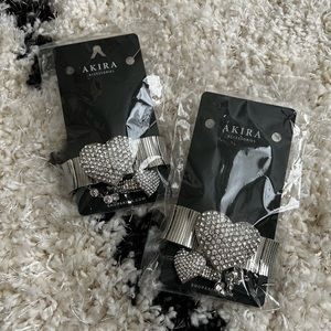 Akira heart bracelets new